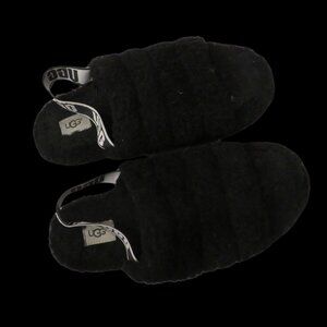 🖤UGG Fluff Yeah Slides🖤